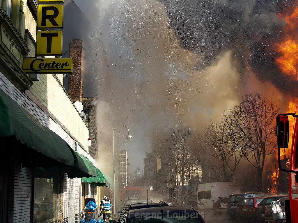 Feuer 4 Brand Gilden Brauerei Koeln Muelheim P079.JPG